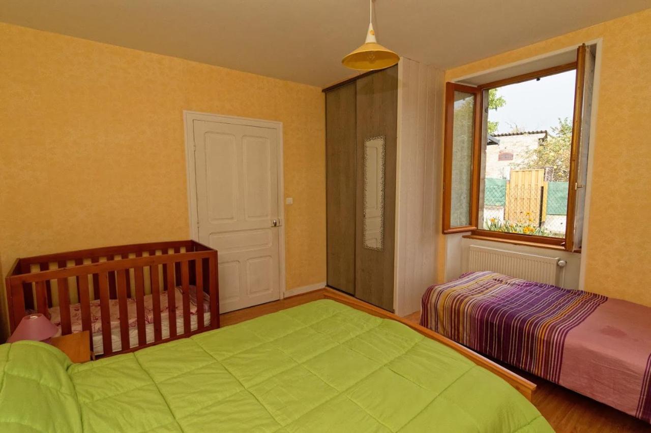 Gite De Sauviat 25 Chemin Du Grand Pacher Le Bourg De Sauviat 63120 Dış mekan fotoğraf